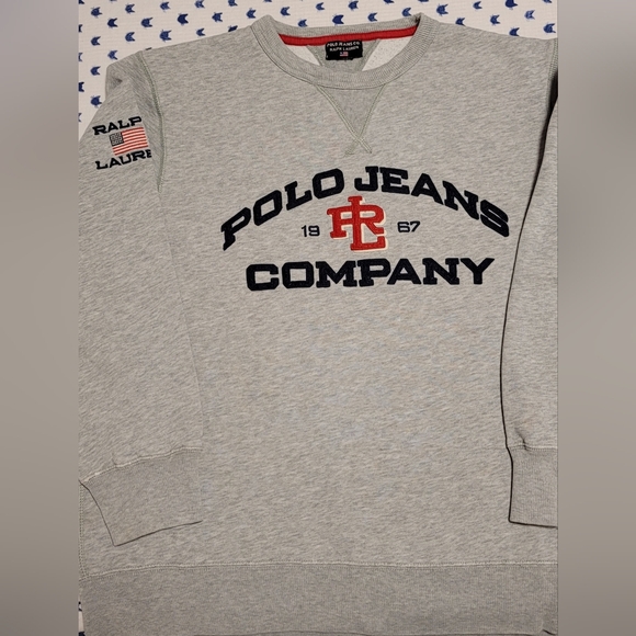 Vintage Grey Sweatshirt - Picture 6 of 6